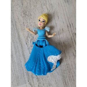 Hasbro SA Cinderella clip on dress Disney Pixar toy princess